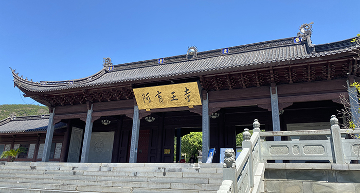 仿古建筑装修产业升级策略，传统工艺与现代产业模式结合，推动装修升级